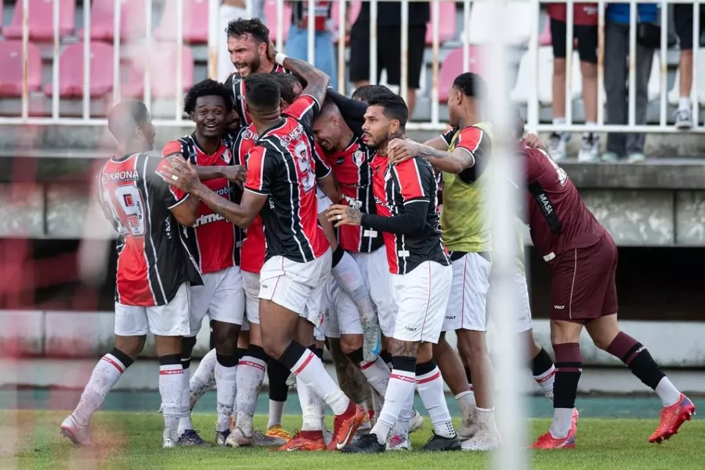 Joinville pode garantir vaga antecipada na próxima fase da Série D 2 Joinville pode garantir vaga antecipada na próxima fase da Série D (Foto: Divulgação)