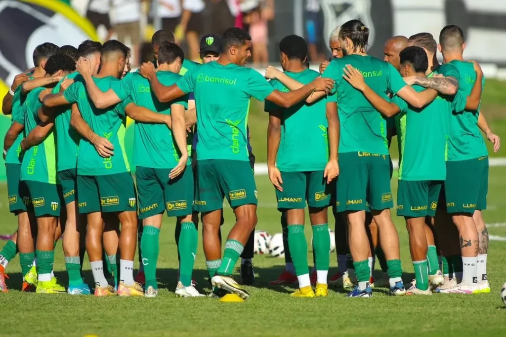 Ypiranga quer segurar elenco durante a janela de transferências 2 Com boa campanha na Série C e ocupando a terceira colocação, o clube deseja seguir com o grupo que vem dando resultado (Foto: Pablo Nunes / YFC)