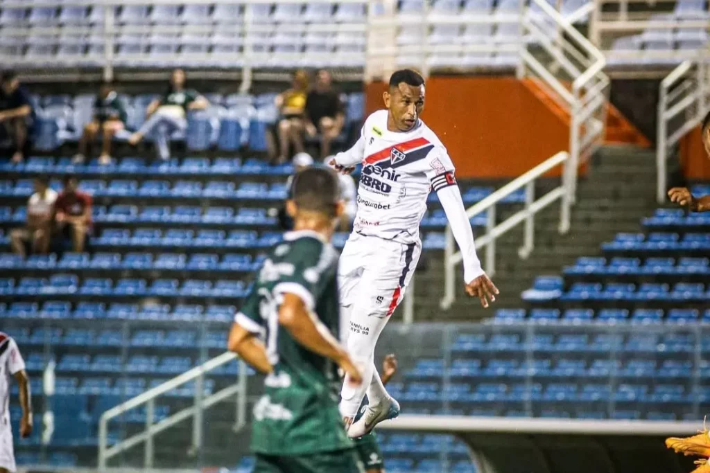 Ferroviário-CE 0 x 0 Sousa-PB - Empate ruim para os dois 3 Ferroviário-CE 0 x 0 Sousa-PB - Empate ruim para os dois (Foto: Lenilson Santos/Ferroviário)