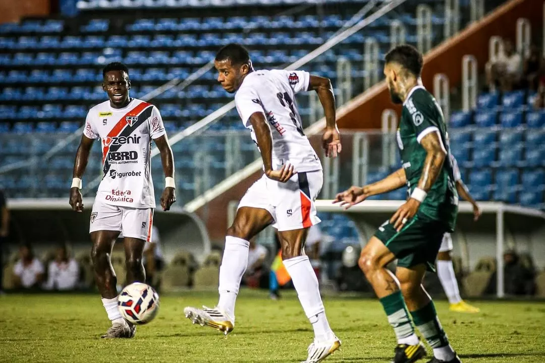Ferroviário-CE 0 x 0 Sousa-PB - Empate ruim para os dois 1 Ferroviário-CE 0 x 0 Sousa-PB - Empate ruim para os dois (Foto: Lenilson Santos/Ferroviário)