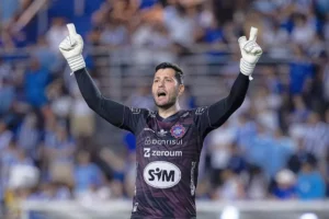 Goleiro do Caxias prega cautela antes de duelo com o Anápolis