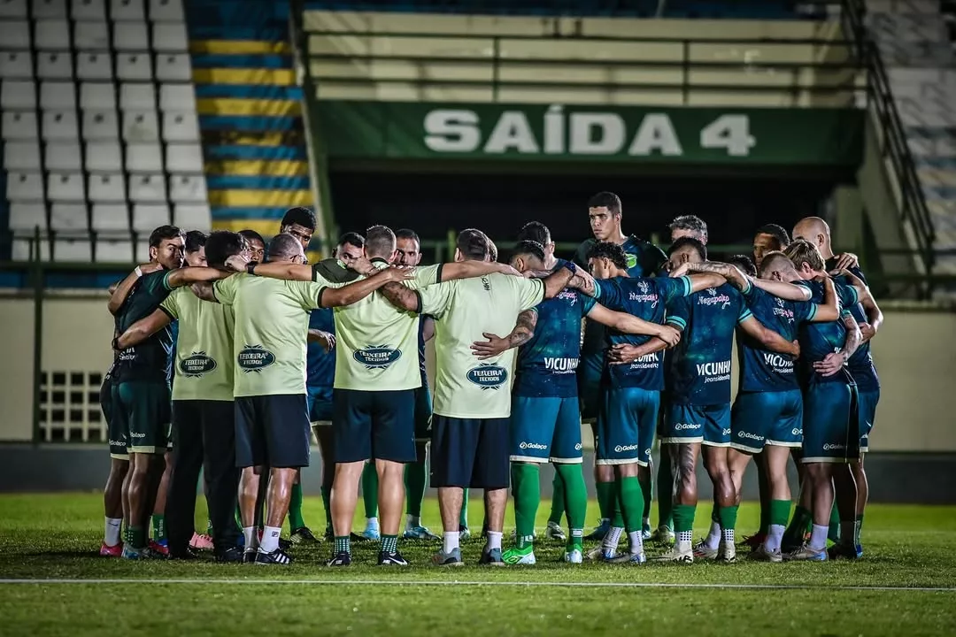 Floresta vive grande fase e sonha com classificação na Série C
