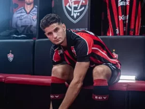 Vitória apresenta Rúben Rodrigues como novo reforço para o Brasileirão