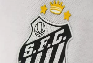 Santos acerta acordo para pagar dívida de R$ 40 milhões com banco