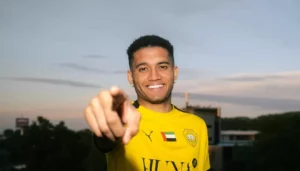 Palmeiras negocia zagueiro de 20 anos por R$ 20 milhões