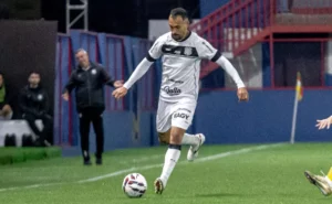 Lateral do Figueirense segue à disposição e Pintado pode repetir escalação