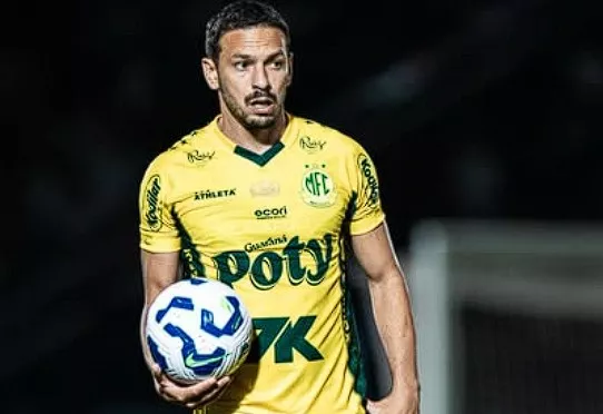 Yago Felipe fala sobre adaptação e mira sucesso do Mirassol na Série A