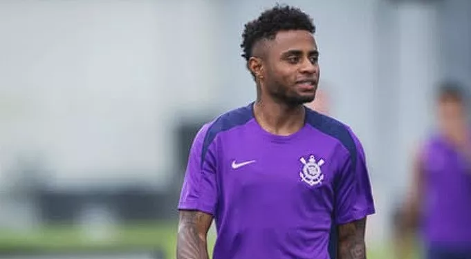 Corinthians afasta Palacios durante negociação com clube dos EUA