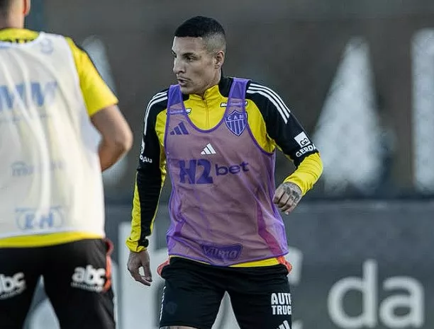 Liberdo pelo DM, Guilherme Arana comemora volta ao Atlético-MG