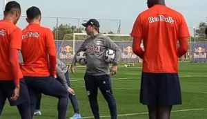 Bragantino faz ajustes para duelo com Corinthians no Brasileirão