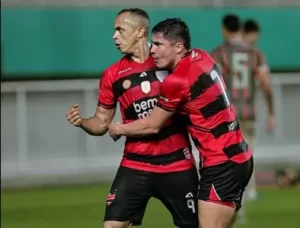 Humaitá-AC 2 x 4 Trem-AP - Locomotiva tem virada relâmpago na Série D