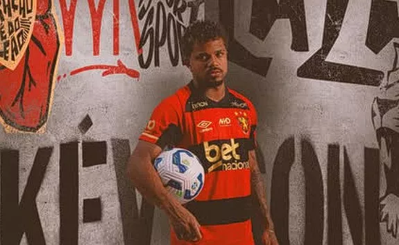 Kévyson. Foto: Divulgação/Sport CR