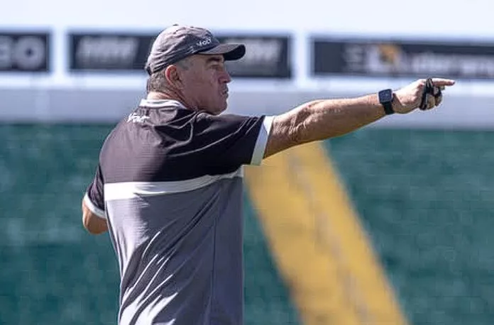 Figueirense pode mudar time por desgaste físico contra o Náutico 9 Técnico Pintado. Foto: Divulgação/Figueirense FC