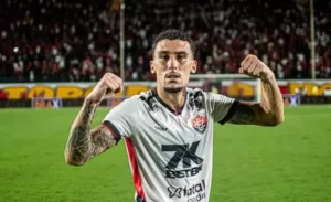 Baralhas suspenso deixa Vitória desfalcado contra o Botafogo