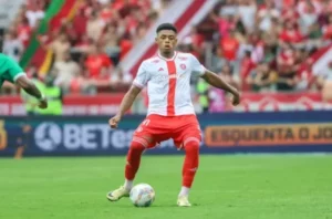 Cruzeiro desiste de zagueiro e Inter mantém negociação com Sport