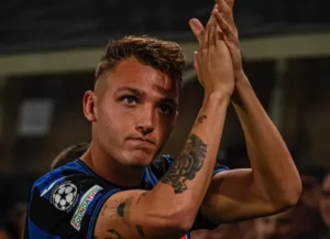 Al-Qadsiah paga R$ 440 milhões por artilheiro da Serie A italiana