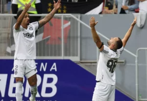 Vasco 0 x 2 Botafogo - Fogão volta com tudo e gol de recém-chegado