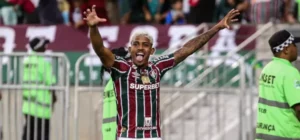 Pachuca se despede de John Kennedy, que volta ao Fluminense