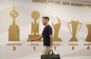 Saúl elogia CT do Flamengo e revela por que escolheu o clube