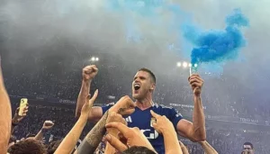 Alemão tem saída do Inter e brilha no acesso do Oviedo