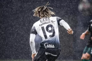 Carrillo revela oferta do Cruzeiro antes de assinar com Corinthians