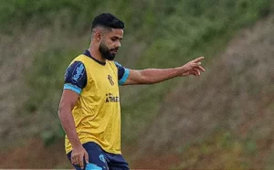 Felipe Jonatan chega ao Mirassol e disputa vaga com Reinaldo