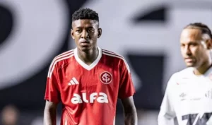 Inter perde Vitão e terá zaga mexida contra o Vasco no Beira-Rio