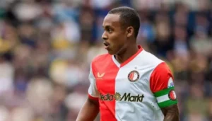 Leeds aumenta oferta por Igor Paixão e agita mercado europeu