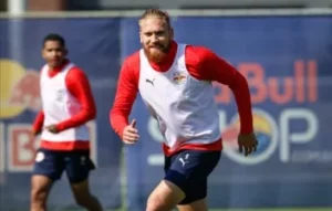 Vitória x Red Bull Bragantino - Onde assistir, horário e escalações!