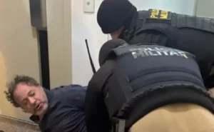 Ex-dirigente do Athletico tem surto, esfaqueia irmão e é internado