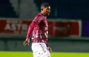 Caxias libera atacante que vai disputar a Série D pelo América-RN