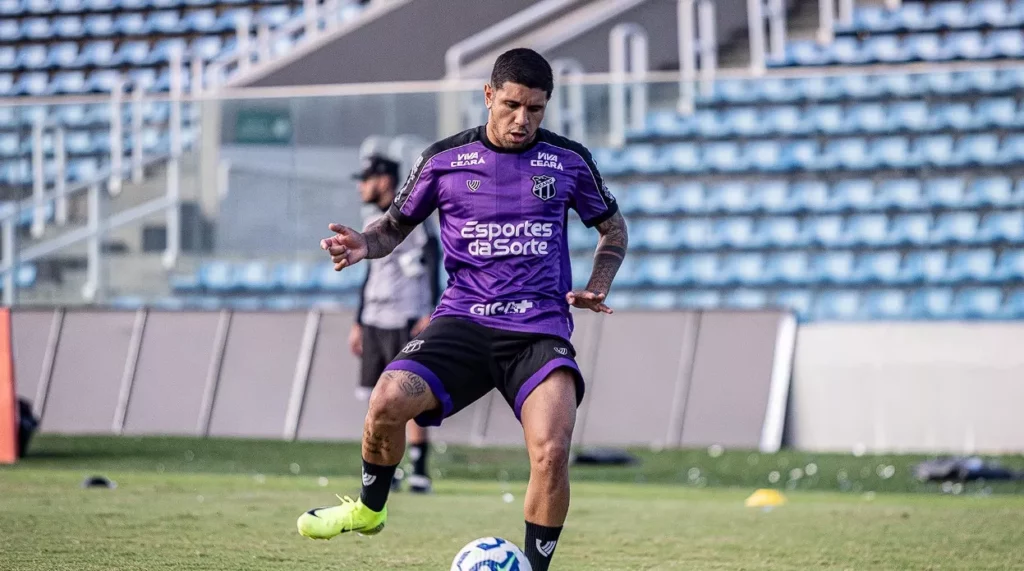 Ceará projeta até três contratações para sequência da Série A