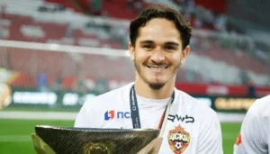 Khellven acerta saída do CSKA e fica perto de reforçar o Palmeiras