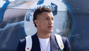 Palmeiras enfrenta impasse por Deossa e analisa lateral-direito