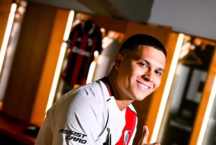 Quintero. Foto: Divulgação/CA River Plate