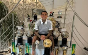 Atlético-MG aguarda efeito suspensivo para Dudu enfrentar Flamengo