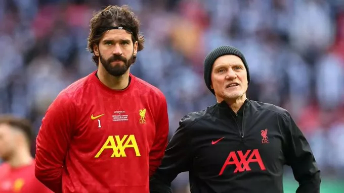 Taffarel deixa o Liverpool