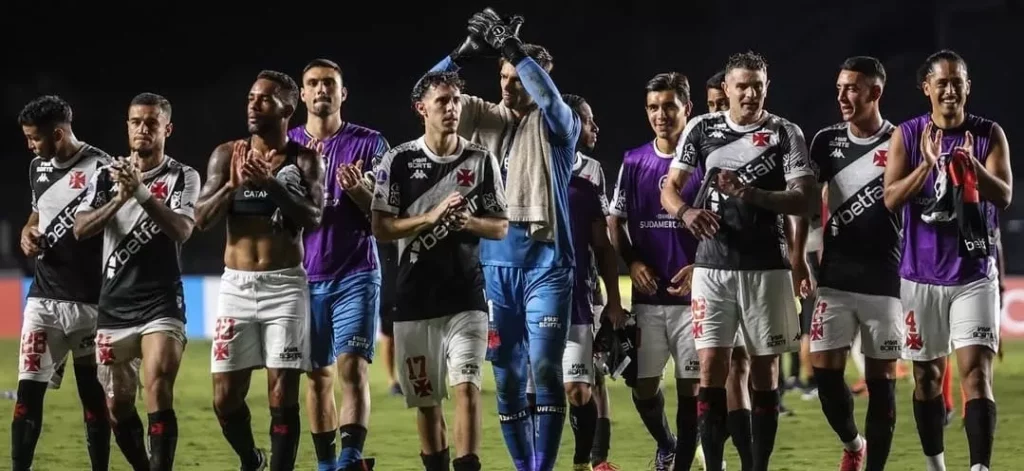 Vasco mira parceria com clube do Vietnã para intercâmbio de atletas