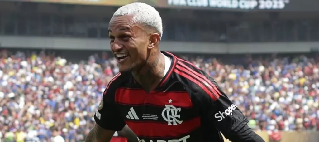 Roma prepara oferta para tirar Wesley do Flamengo