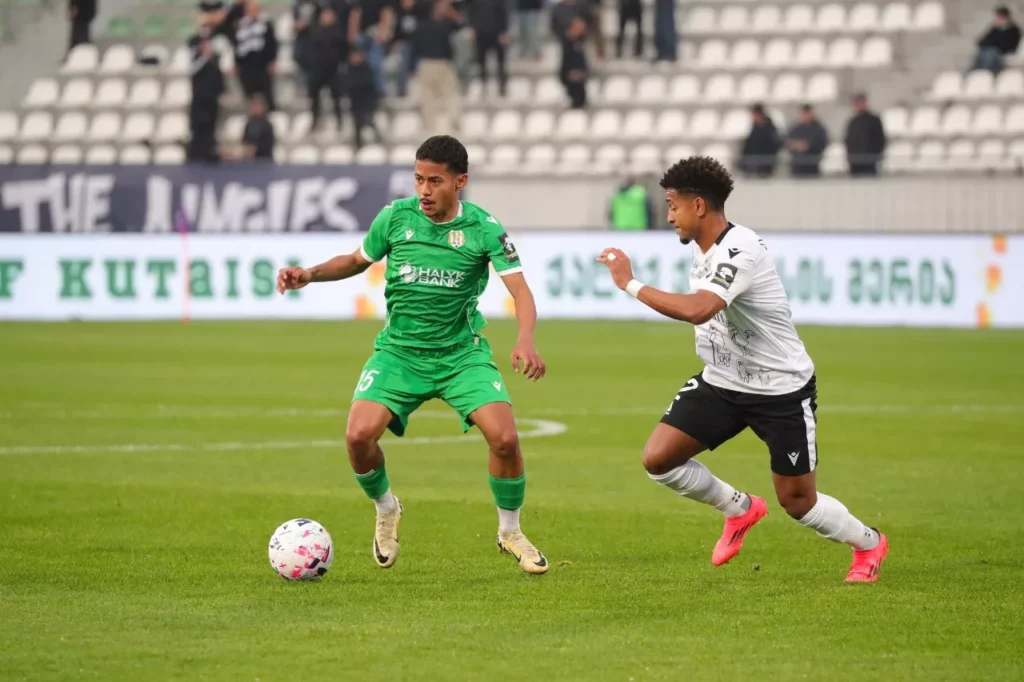 Ex-Sport, atacante vive a segunda temporada em futebol alternativo da Europa 3 WhatsApp Image 2025 07 01 at 16.45.32 3