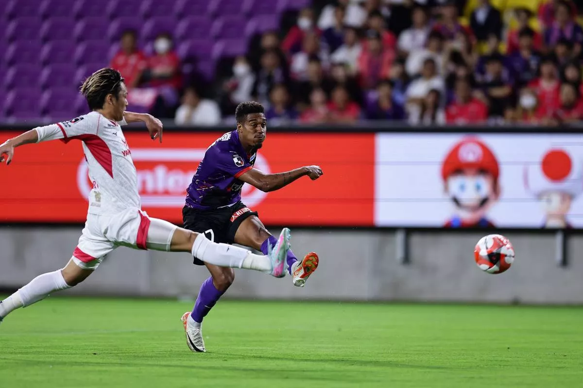 Com contrato no fim, atacante brasileiro pode estar de saída do Kyoto Sanga 2 WhatsApp Image 2025 07 01 at 21.34.05 1