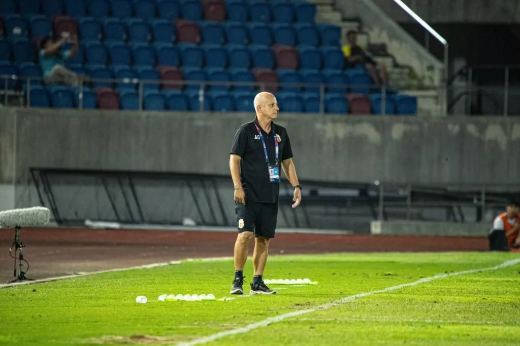 Treinador ex-Fluminense acerta com clube da Tailândia e projeta temporada 7 WhatsApp Image 2025 07 02 at 15.13.13 1