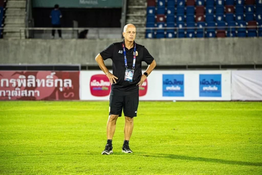 Treinador ex-Fluminense acerta com clube da Tailândia e projeta temporada 8 WhatsApp Image 2025 07 02 at 15.13.13