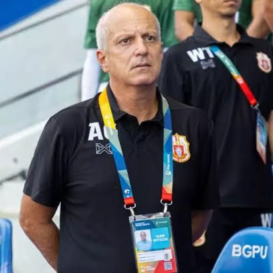 Treinador ex-Fluminense acerta com clube da Tailândia e projeta temporada