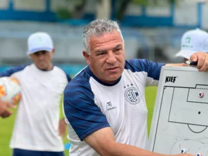 Confiança terá três desfalques para visitar Vitória na Copa do Nordeste