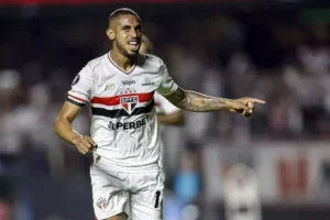Mesmo em má fase, São Paulo é apontado como favorito em clássico no Morumbis