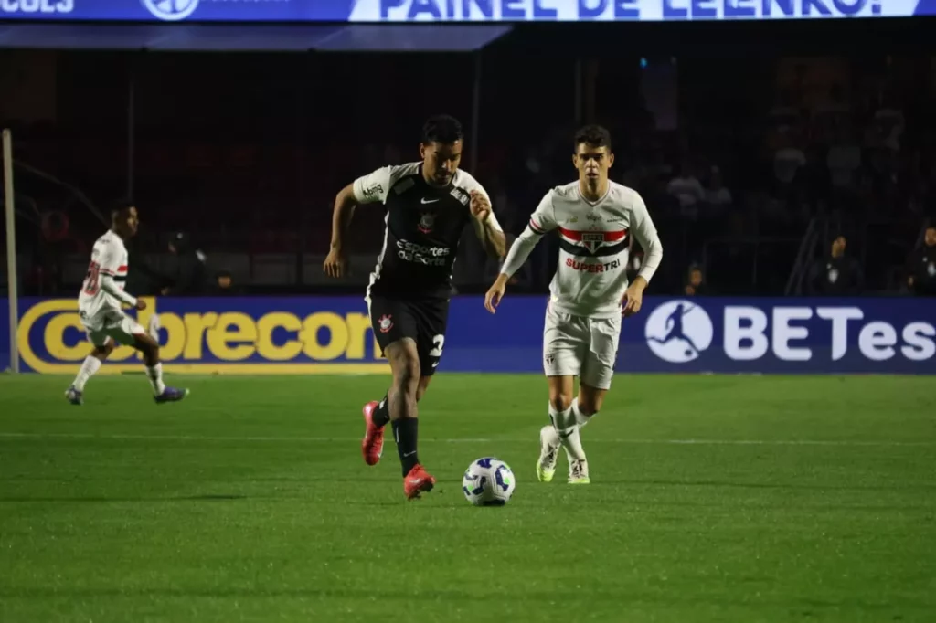 São Paulo 2 x 0 Corinthians - Tricolor vence e afasta a crise no Brasileirão 6 WhatsApp Image 2025 07 19 at 22.07.27 2