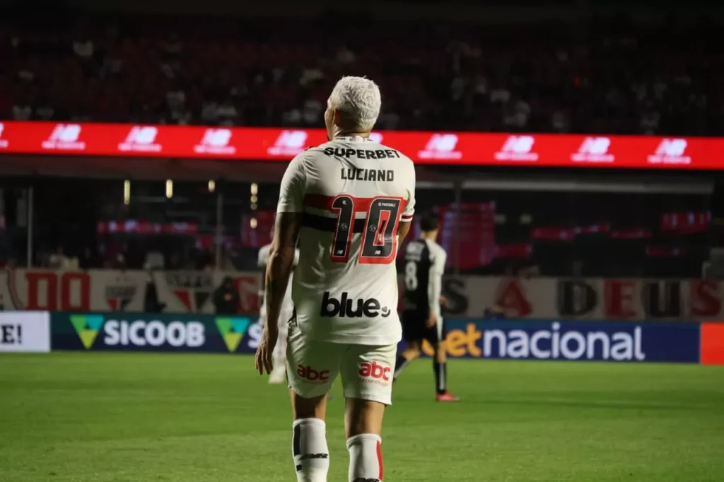 São Paulo 2 x 0 Corinthians - Tricolor vence e afasta a crise no Brasileirão 4 WhatsApp Image 2025 07 19 at 22.07.27 4