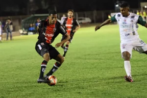 União São João 2 x 2 Botafogo - Quatro gols e nada de vencedor em Araras