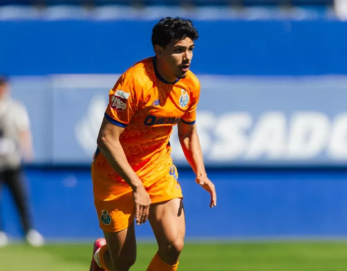 Moreira estreia na lateral do Porto e valoriza versatilidade